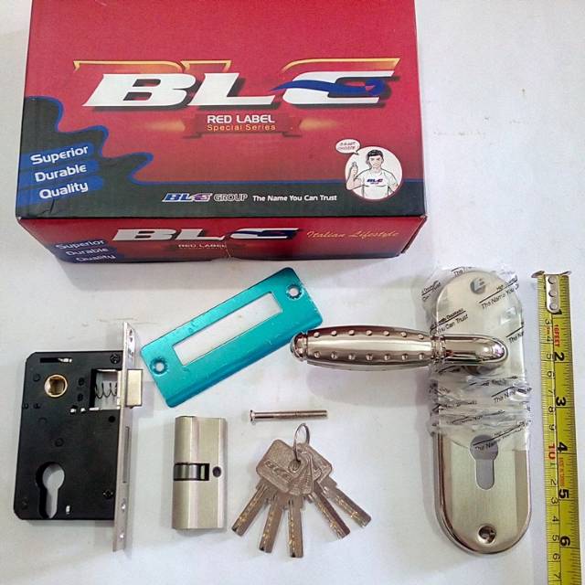 Kunci Pintu Set Kecil Belluci