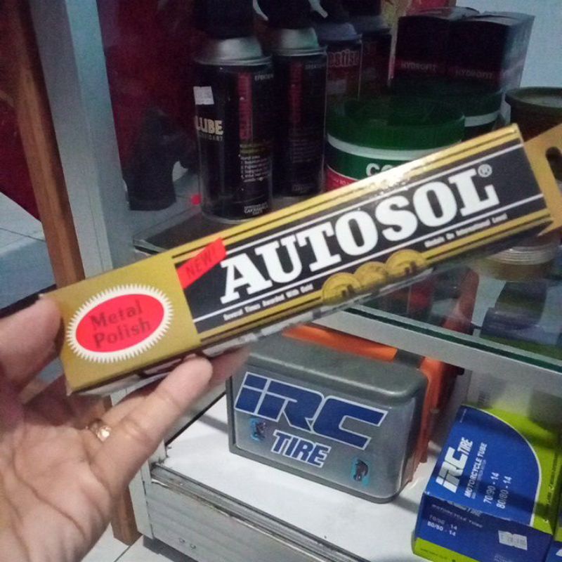 Autosol metal polish