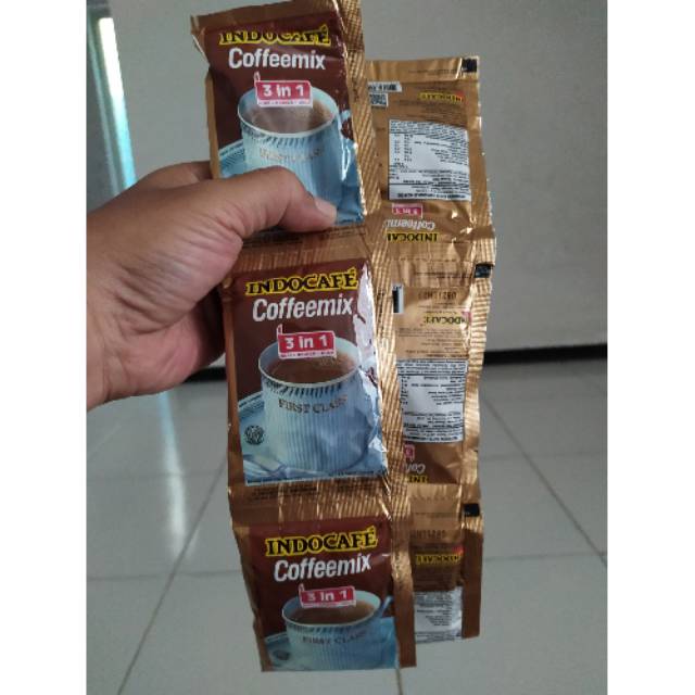 

Indocafe Coffeemix 3 in 1 isi 10 pcs Promo