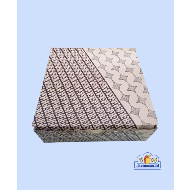 

DUS COKLAT TEBAL KM PARANG 20X20X7 (10pcs)