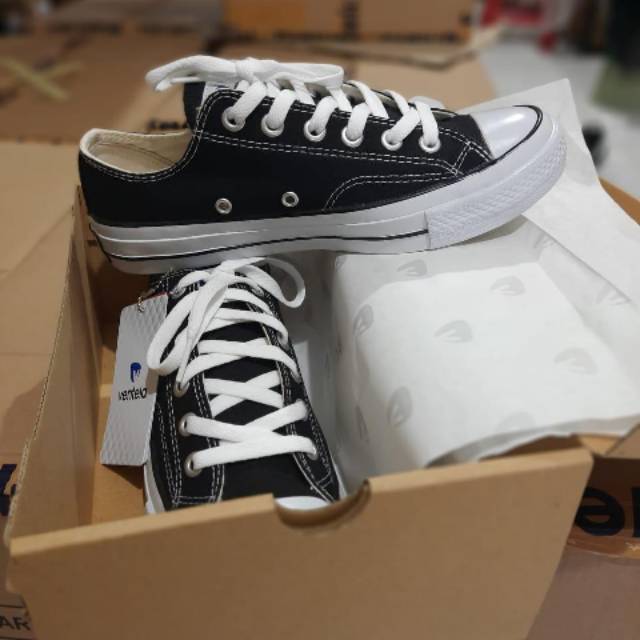 Ventela 70s low Black white