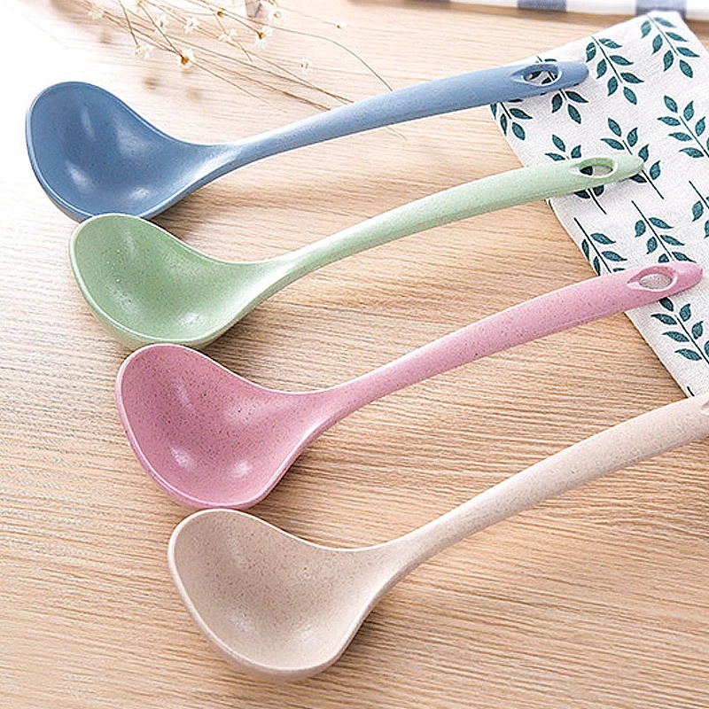 1Pc Colorful Wheat Straw Hangable Soup Spoon With Long Handle / Kitchen Useful Cooking Tool