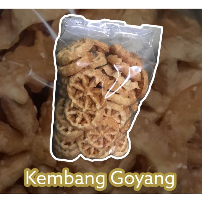 

Kembang Goyang / Kue Seroja
