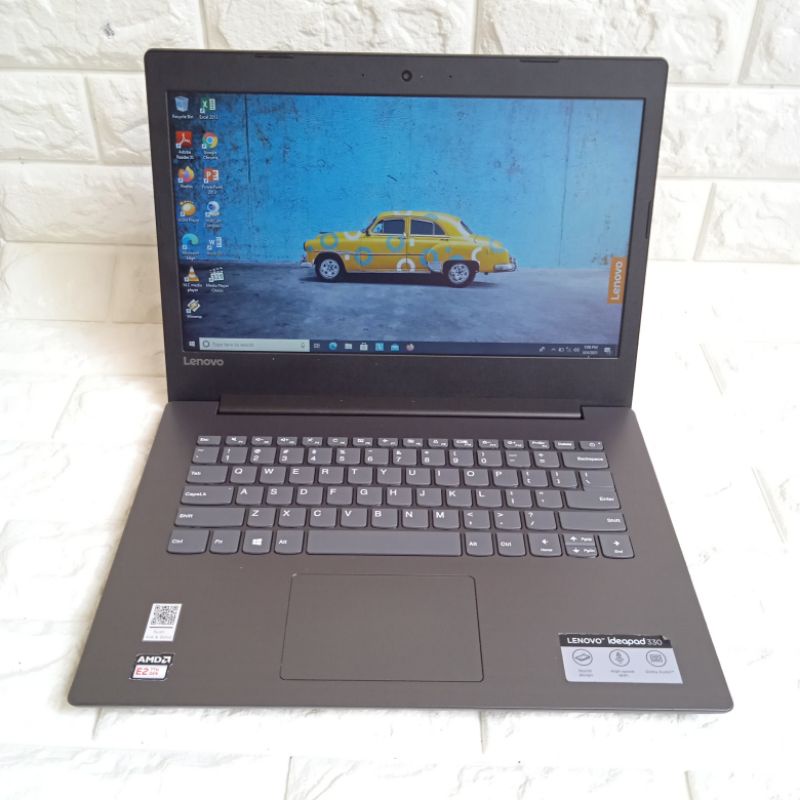 lenovo ip330 AMD E2-9000 ram 4/500GB