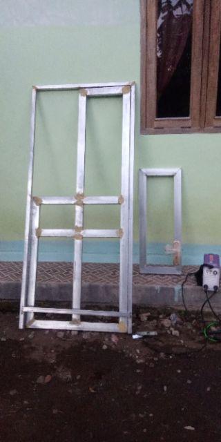 Selot Pintu Jendela  / Grendel Fawi Putih 3 Inch / 3