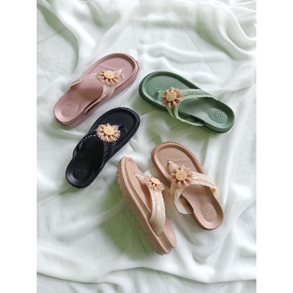 [COD] SANDAL WANITA GOSOME KARET BUNGA
