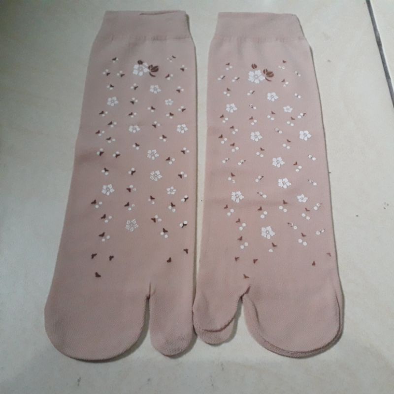 Kaos Kaki Jempol Stoking Tipis Wanita Warna Kulit Coklat Motif Wanita Muslimah Perempuan