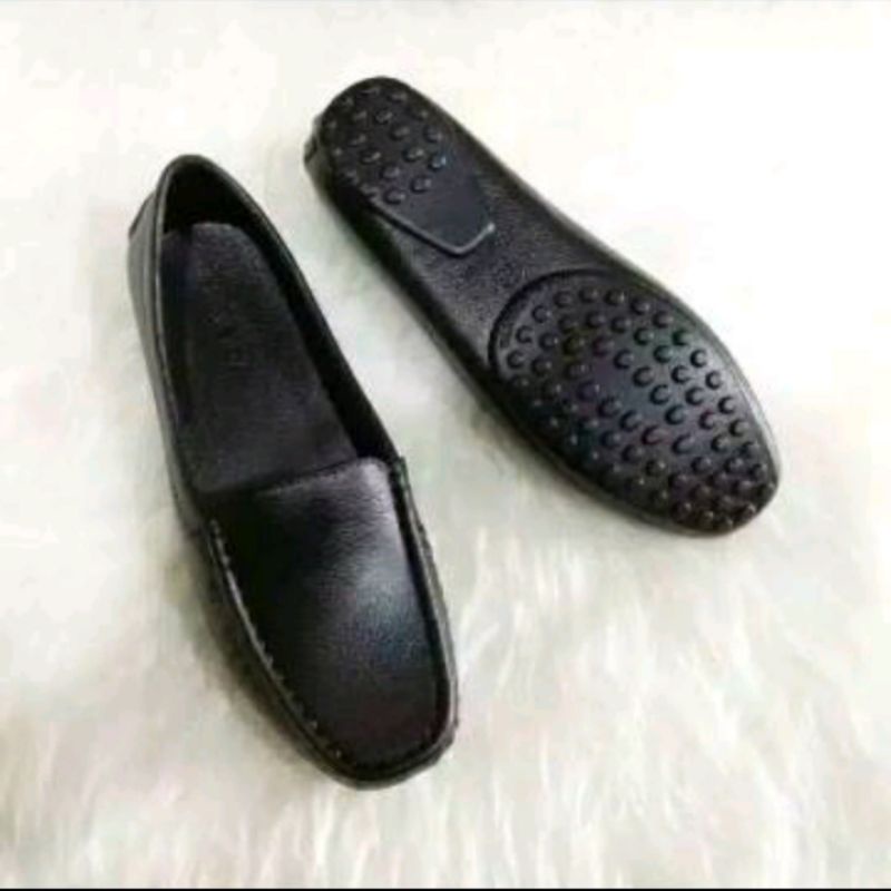 Sepatu Wanita Pancus / Pantofel Kerja Bahan Karet Tahan Air