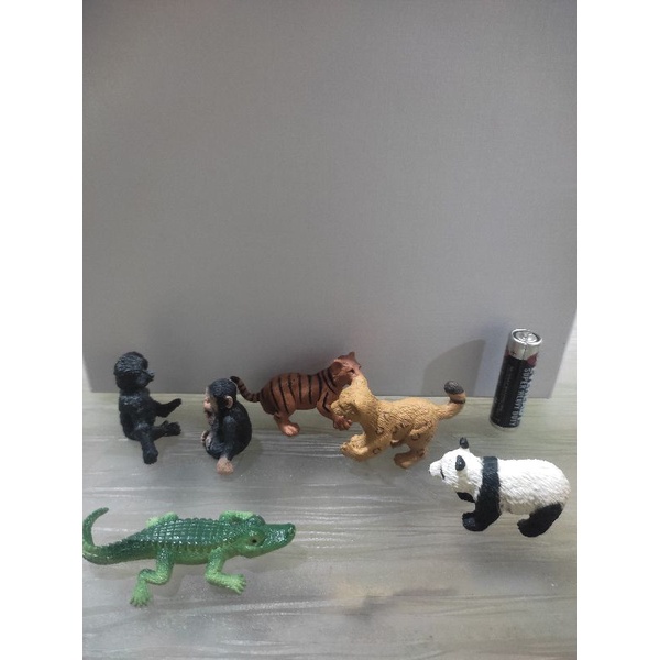 figure animal safari set tiger leopard aligator panda sinpanse&gorila