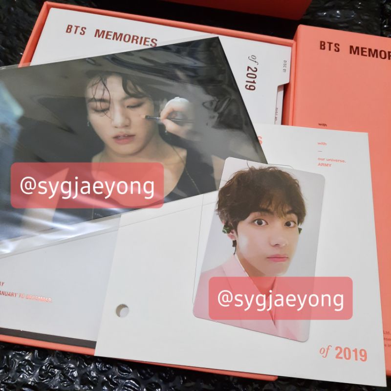 UNSEALED BTS MEMORIES OF 2019 BLURAY BR19 WITH TAEHYUNG V PHOTOCARD JUNGKOOK JK 4X6 POSTCARD MEMO19 