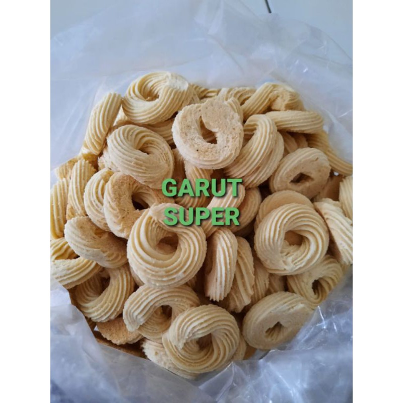 

aneka jajan khusus grosir