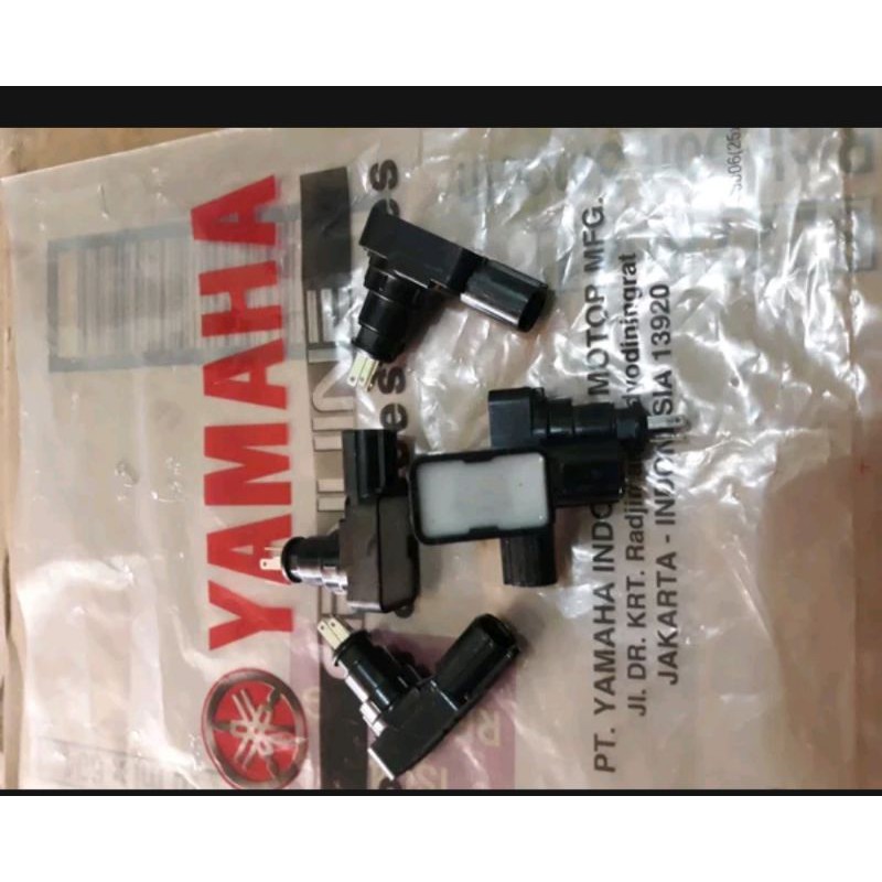 Konektor fulpam IC fuelpump fulpam Yamaha Aerox Nmax R15 Vixion new Mio j Xeon Fino X-Ride original