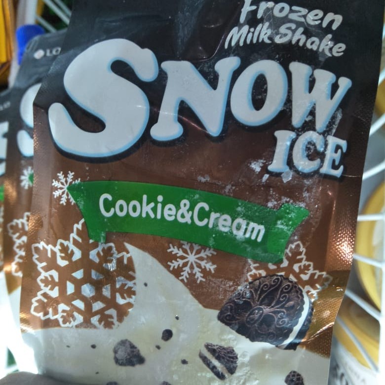 

Snow Ice Cookies & Cream /Es Dengan Kukis & Krim 170ml