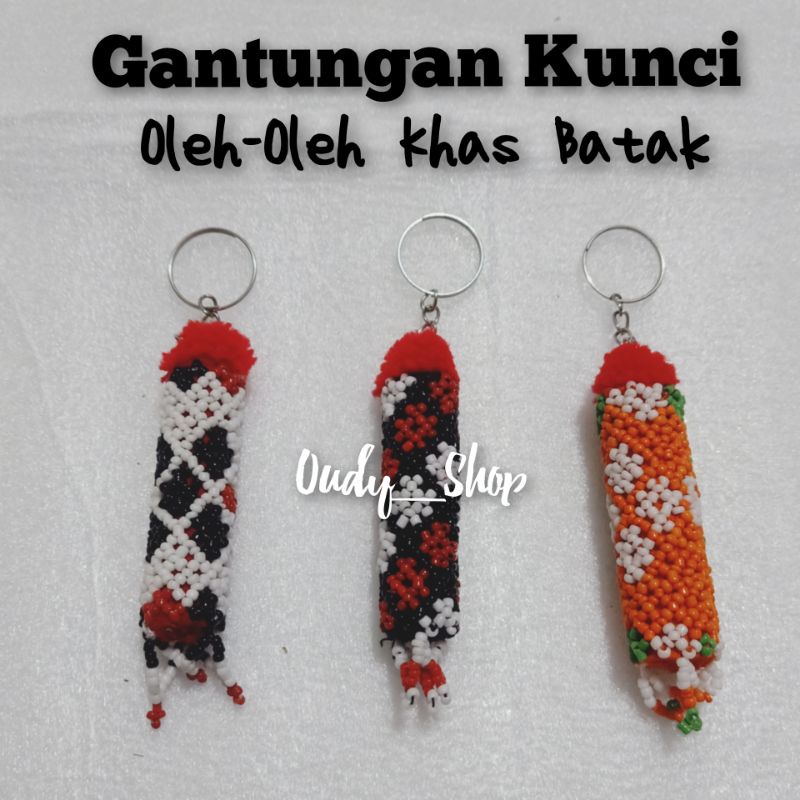Gantungan Kunci dan Gantungan Tas Manik Souvenir Unik Khas Batak Danau Toba