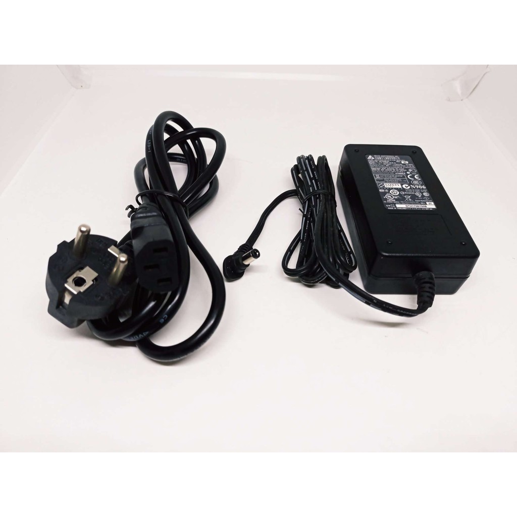 Adaptor TOSHIBA 19V 1.58A (4.0*1.7mm) 30W (Tablet Thrive 10.1" AT100)