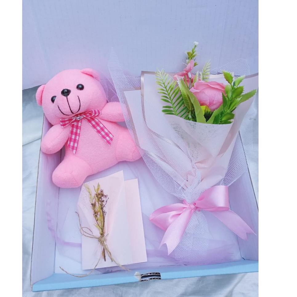 

Best Produk Gift Box Birthday Bunga Rustic Boneka Kado Wisuda Hampers Snack Coklat W60V