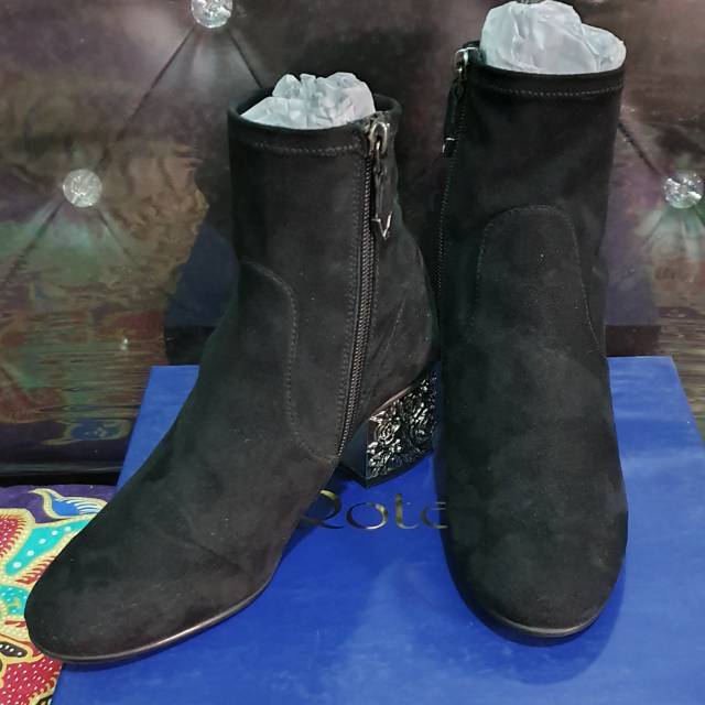 Sepatu rotelli