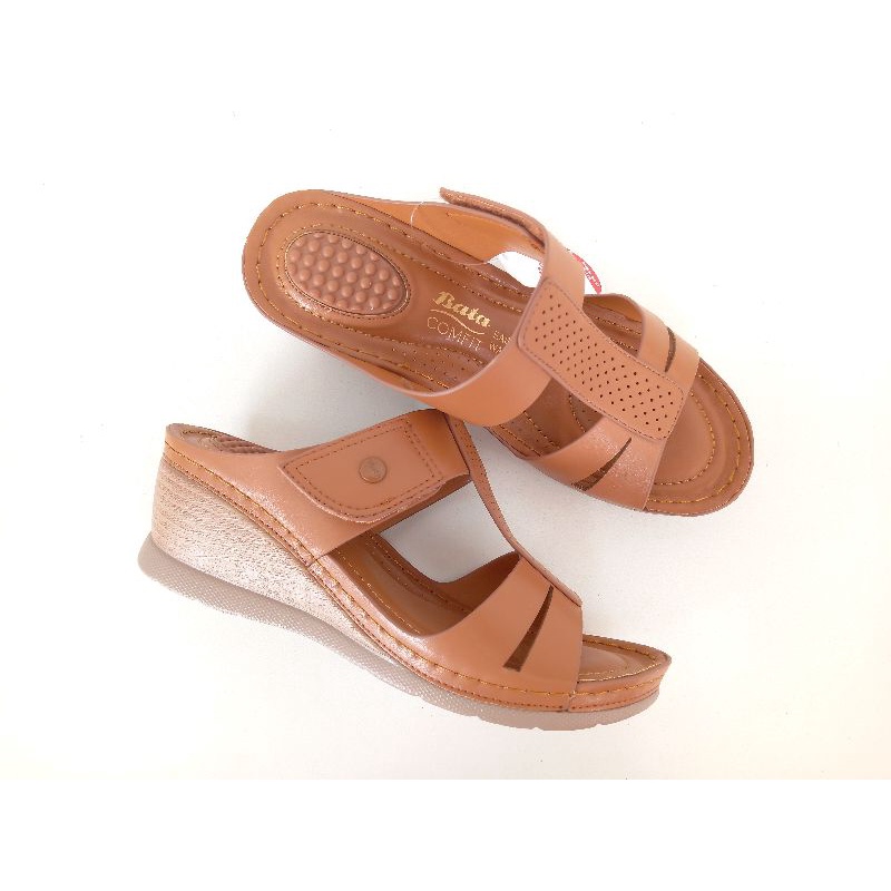 Sandal wedges cewek Bata