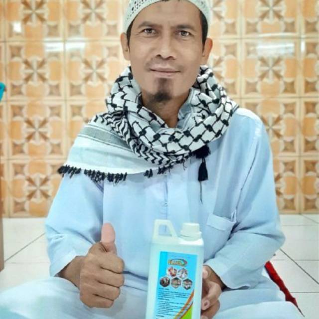 DESINFEKTAN-CAIRAN PENCEGAH VIRUS-CAIRAN PEMBUNUH KUMAN-