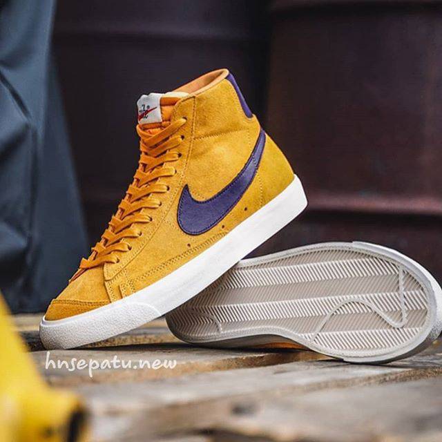 sepatu nike blazer