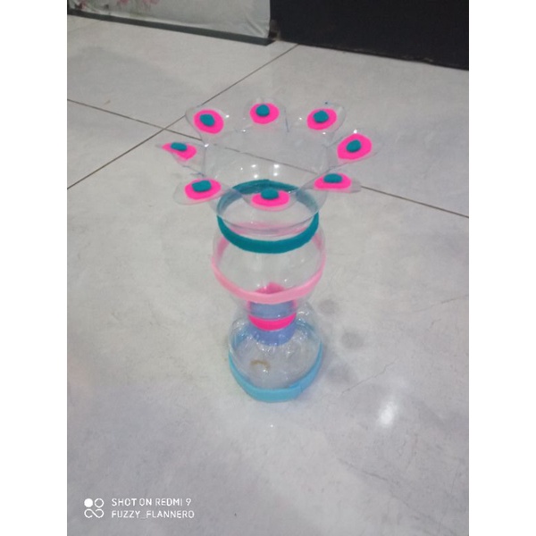 Kerajinan botol bekas, vas bunga......