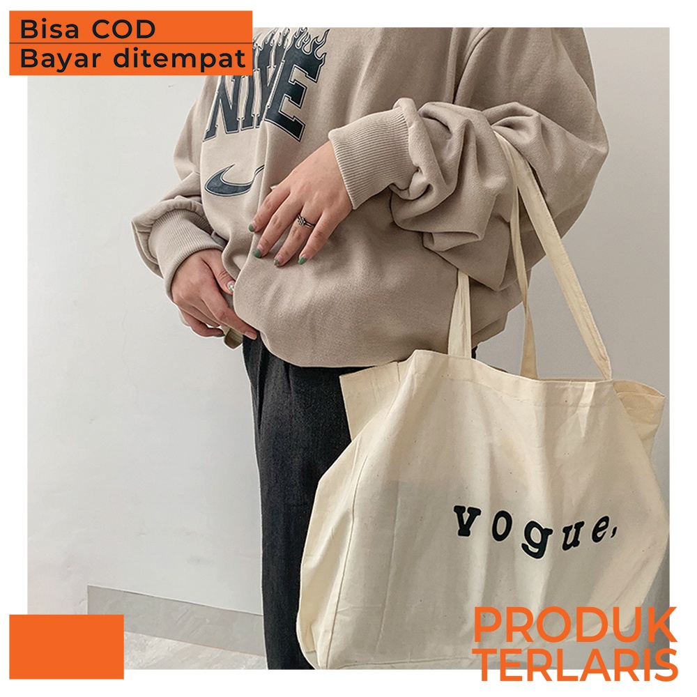 SWEATER THRIFT CREWNECK OVERSIZE | SWEATER OVERSIZE | TANGAN BALON | OVERSIZE SWEATER-Vogue