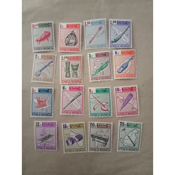 

prangko alat musik th 1967