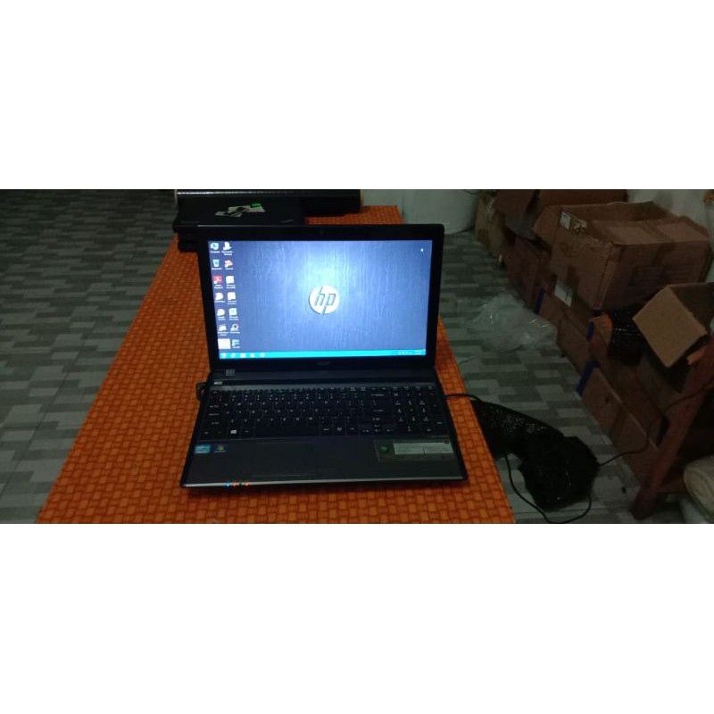 OBRAL ..LAPTOP  CORE I5-2450M..RAM 4GB ..HDD250 GB . MREK ACER ASPIRE 5755