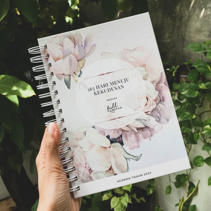 

[RESTOCK] Buku Agenda (Planner) 2022 Full of Grace FOR HER