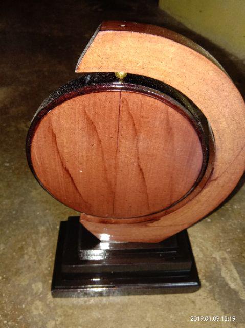 Plakat Kayu Model Bulat Bolak-balik - Plakat Kayu Bundar