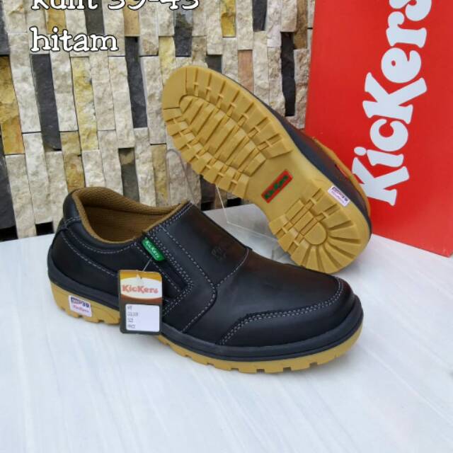 Sepatu Kulit Kickers
