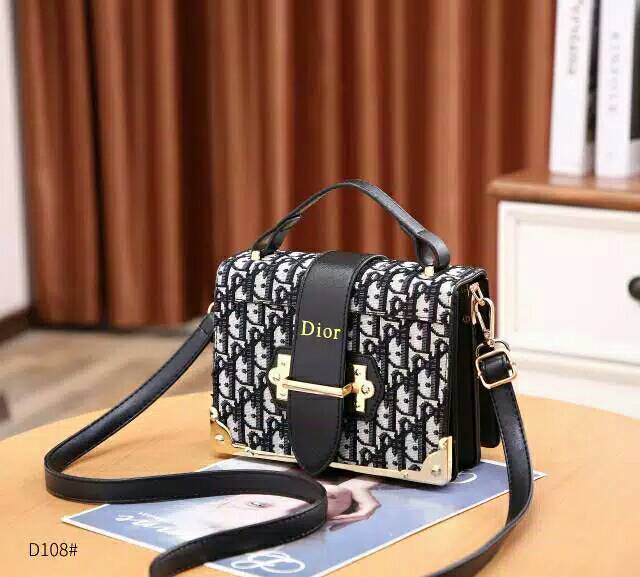 Tas trandy Oblique D108