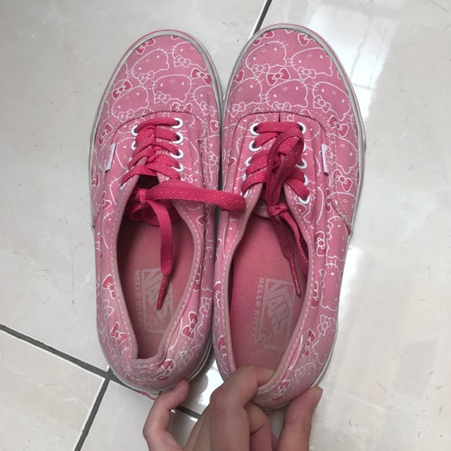 VANS 100% ORIGINAL PRELOVED hello kitty limited edition lucu pink murah second sepatu branded