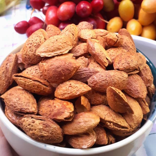 

Kacang Almond Roasted manis 200Gram