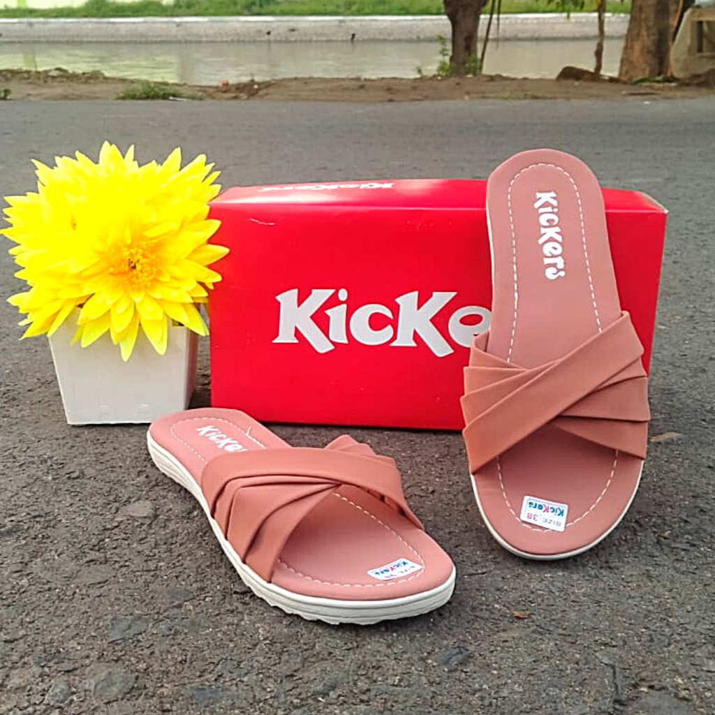 TERLARIS sandal wanita kickers/sandal selop wanita/sandal wanita terbaru/sandal wanita remaja/sandal