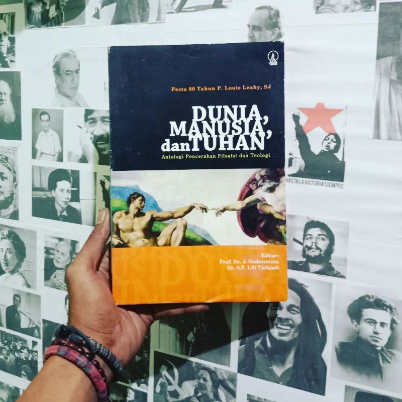 Dunia, Manusia, dan Tuhan: Antologi Pencerahan Filsafat dan Teologi