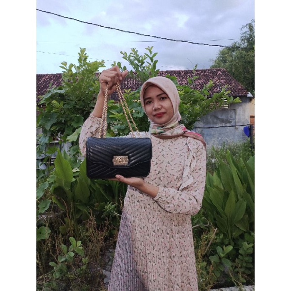 Tas Slempang Wanita Jenita