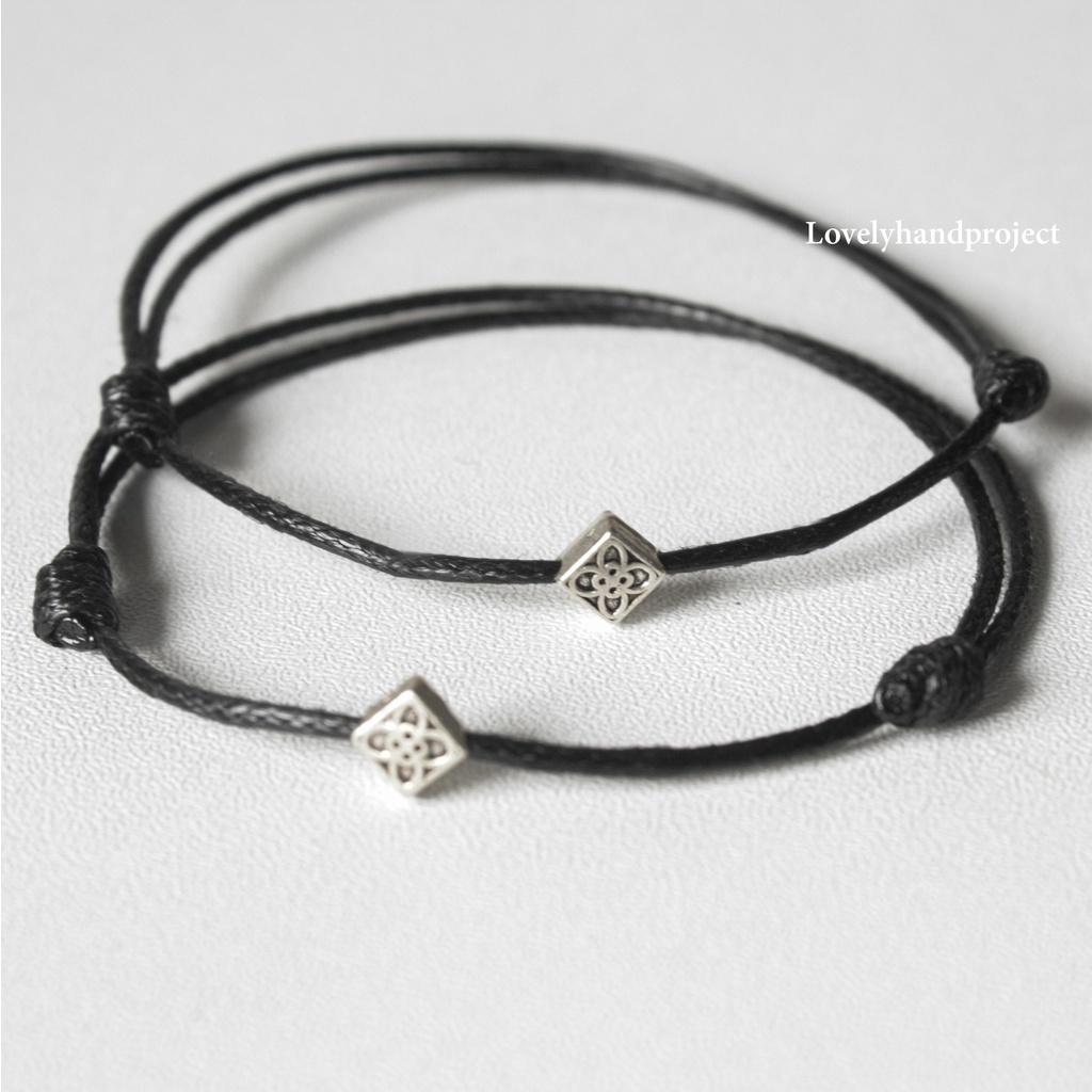 Gelang Tali Simple Couple Bracelet Minimalis Tiny Basic Relief Warna Silver dan Bronze Tali Waterproof one Stripe Etnik Bead Mine And Yours Me and You / Untuk Hadiah gift Kado Persahabatan Ultah Korean Style Racun Shopee Bareng Besty lovelyhandproject