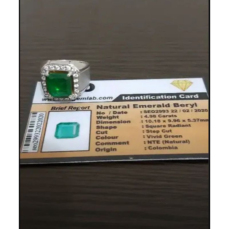Natural Zamrud Emerald Jamrud Memo Vivid