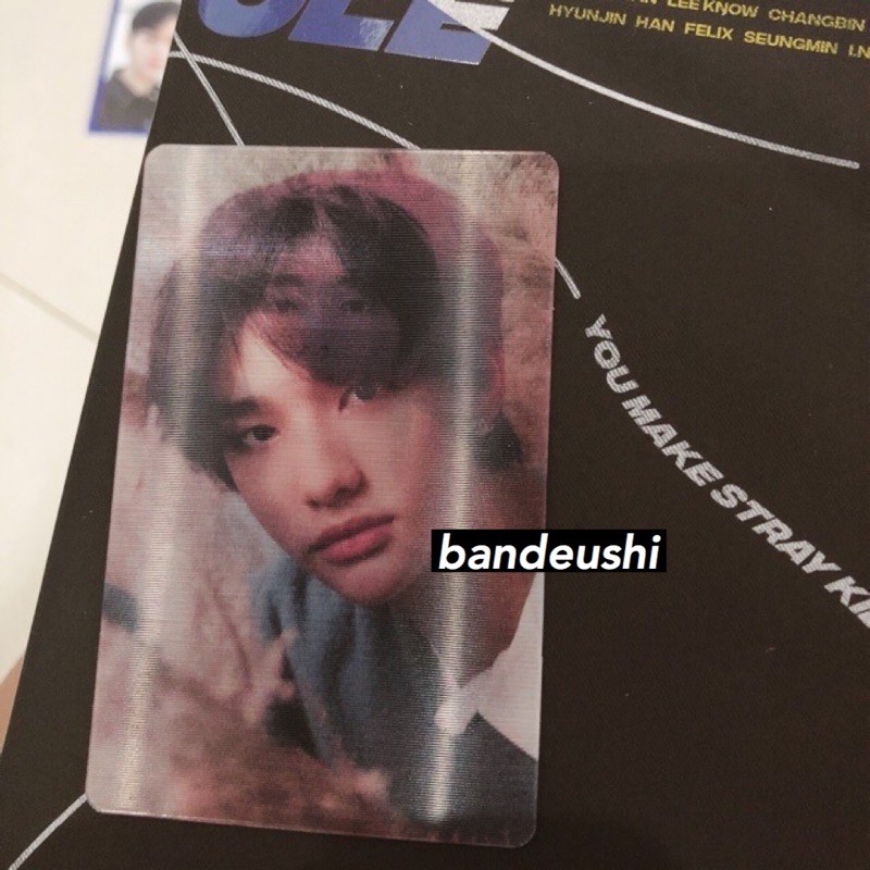 STRAY KIDS HYUNJIN LENTICULAR LENTI CLE: LEVANTER