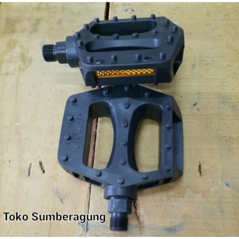 Pedal sepeda bmx Pedal sepeda bmx as kecil pedal as kecil pedal sepeda as kecil