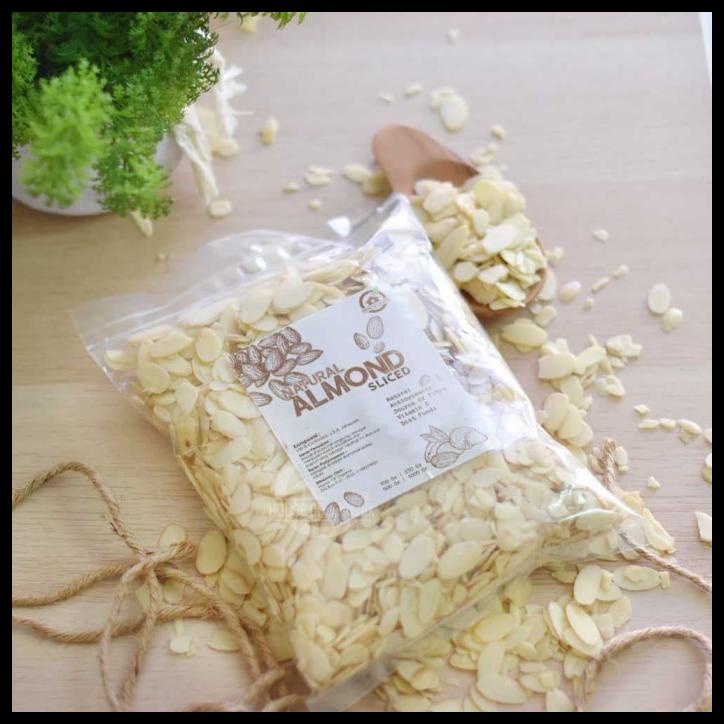 

DISKON TERBATAS !!! NATURAL ALMOND SLICED 1KG TERLARIS