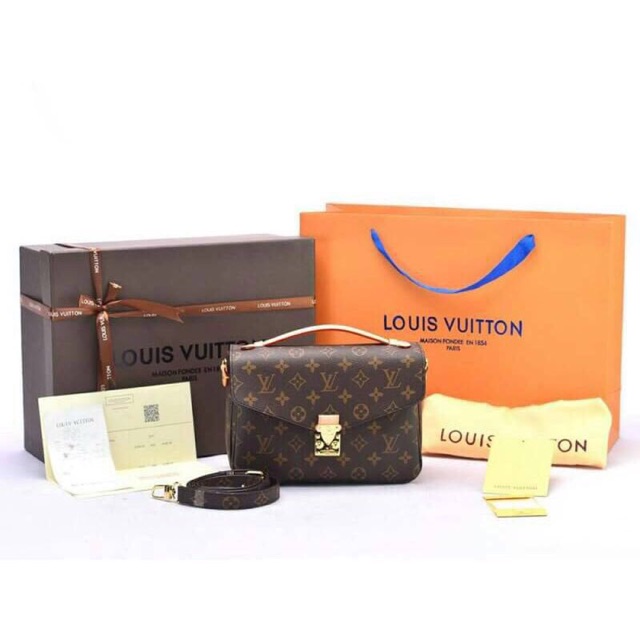 LV Metis, Mirror kualitas 1:1