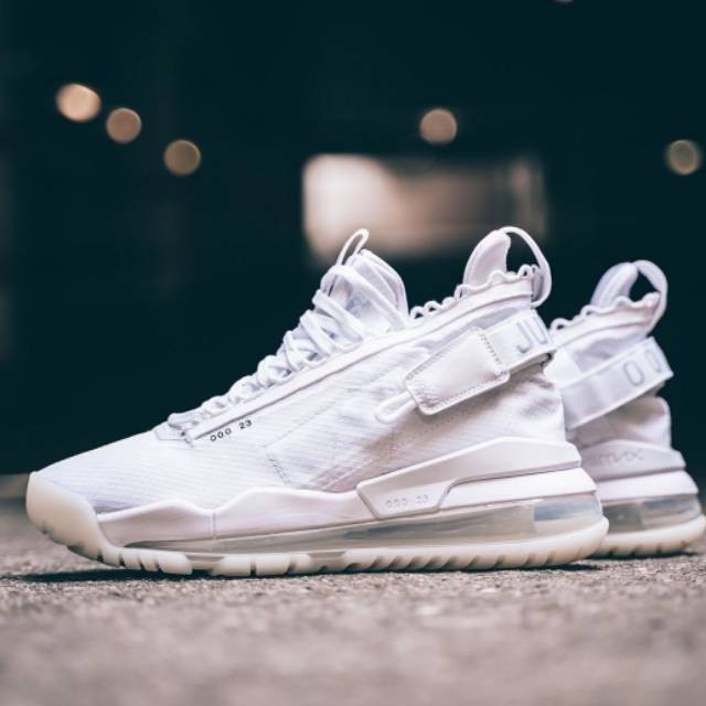 jordan proto max 720 pure platinum