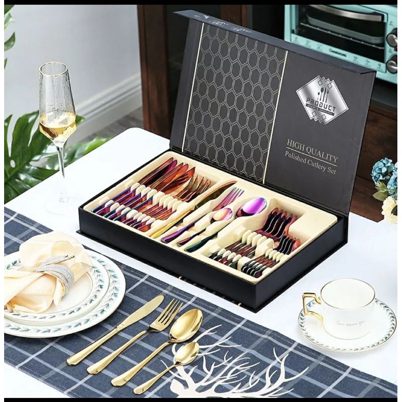 

Kado Pernikahan/Wedding Gift Kado Nikah Set Luxury Set Alat Makan - Purple