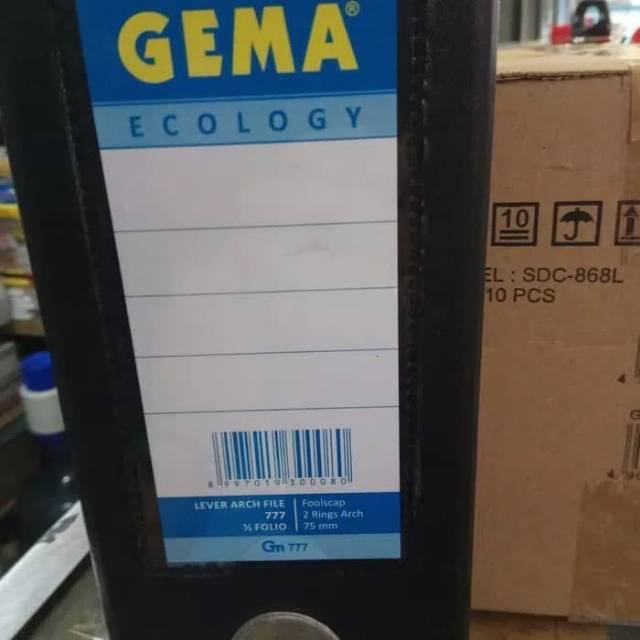 

Ordner kwitansi karton merk Gema