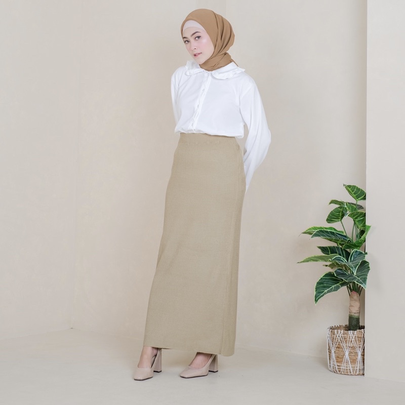 Freya Rok Span Rajut Premium