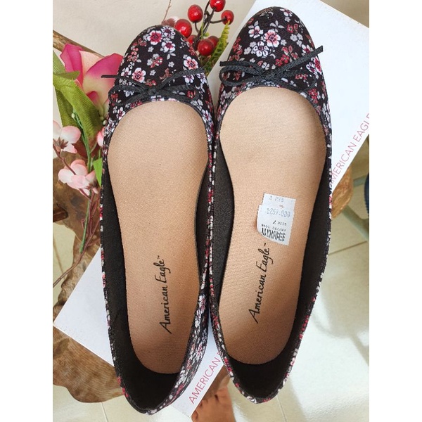 Flat shoes American Eagle by payless original store