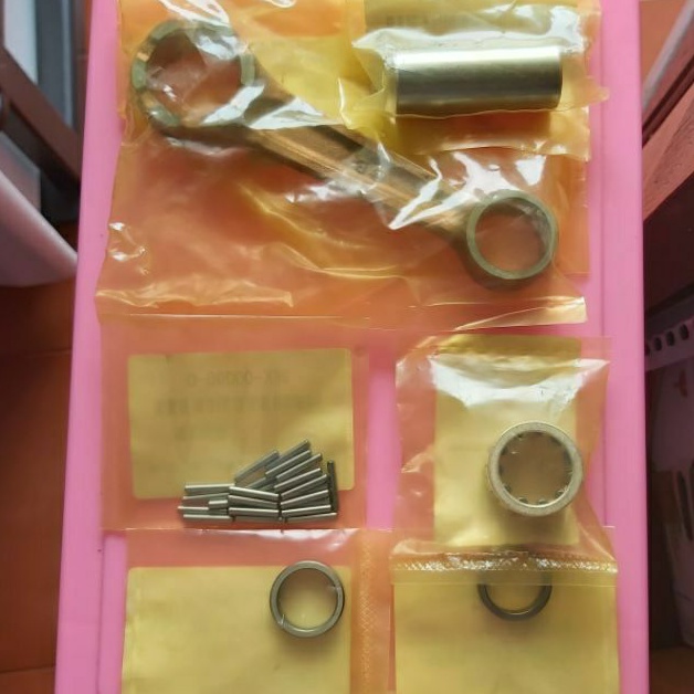 Connecting rod kit set untuk mesin tempel Tohatsu 30pk. Asli