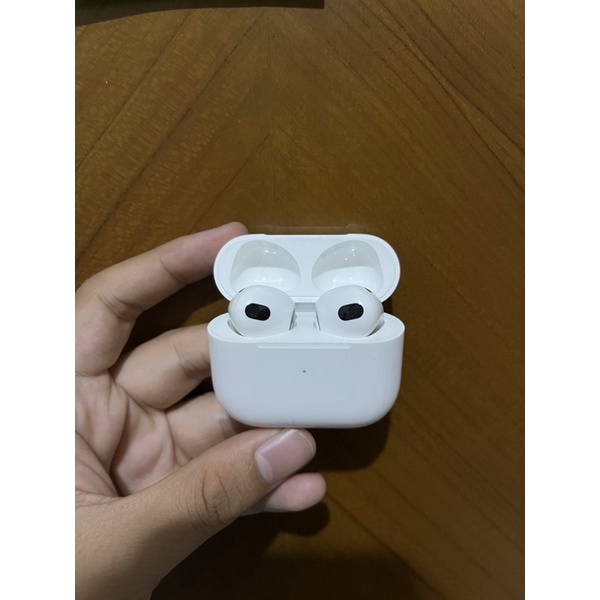 [PRELOVED] Airpods Gen 3 / Airpods 3 second original mulus, garansi aktif masih panjang